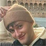 Estudiante de International Business en la Universidad de Valencia da clases de repaso para nivel ESO y Bachillerato